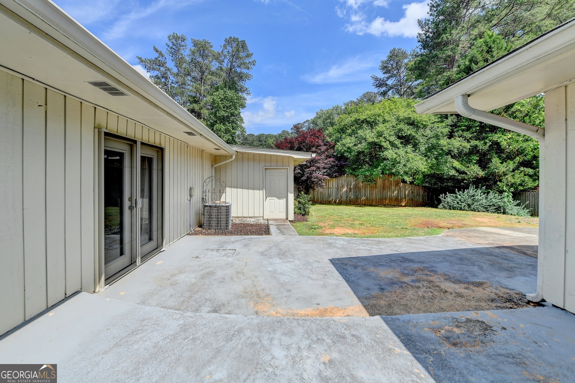 INDIAN HILLS - Residential