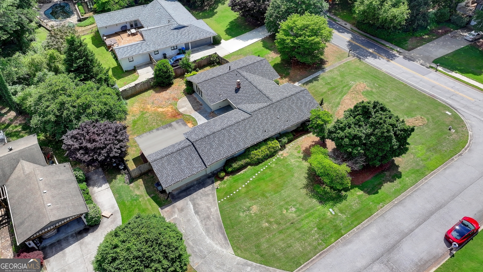 INDIAN HILLS - Residential