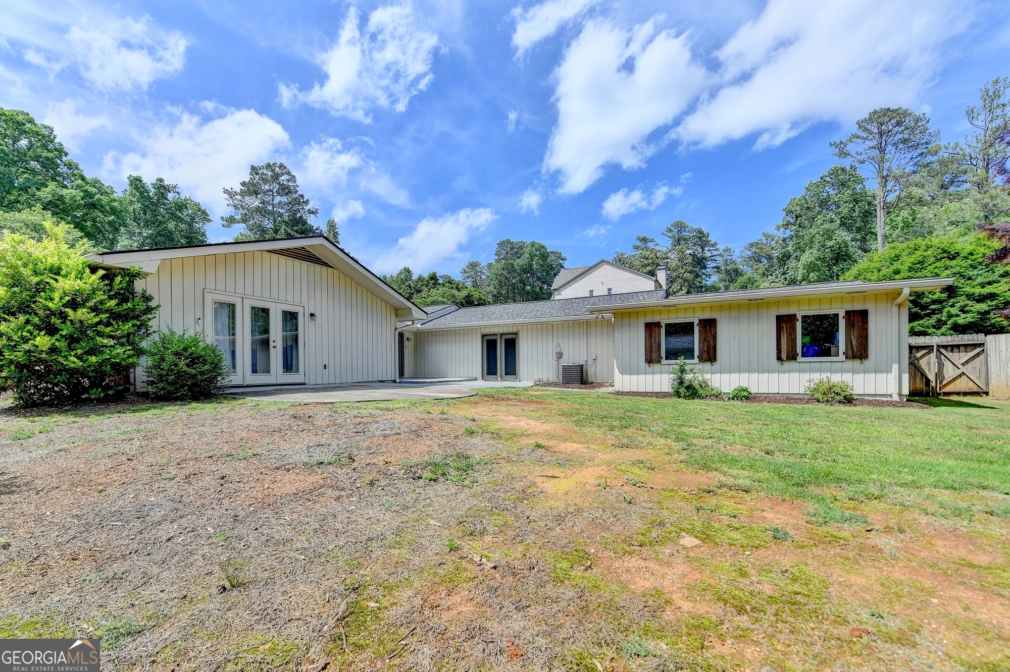 INDIAN HILLS - Residential