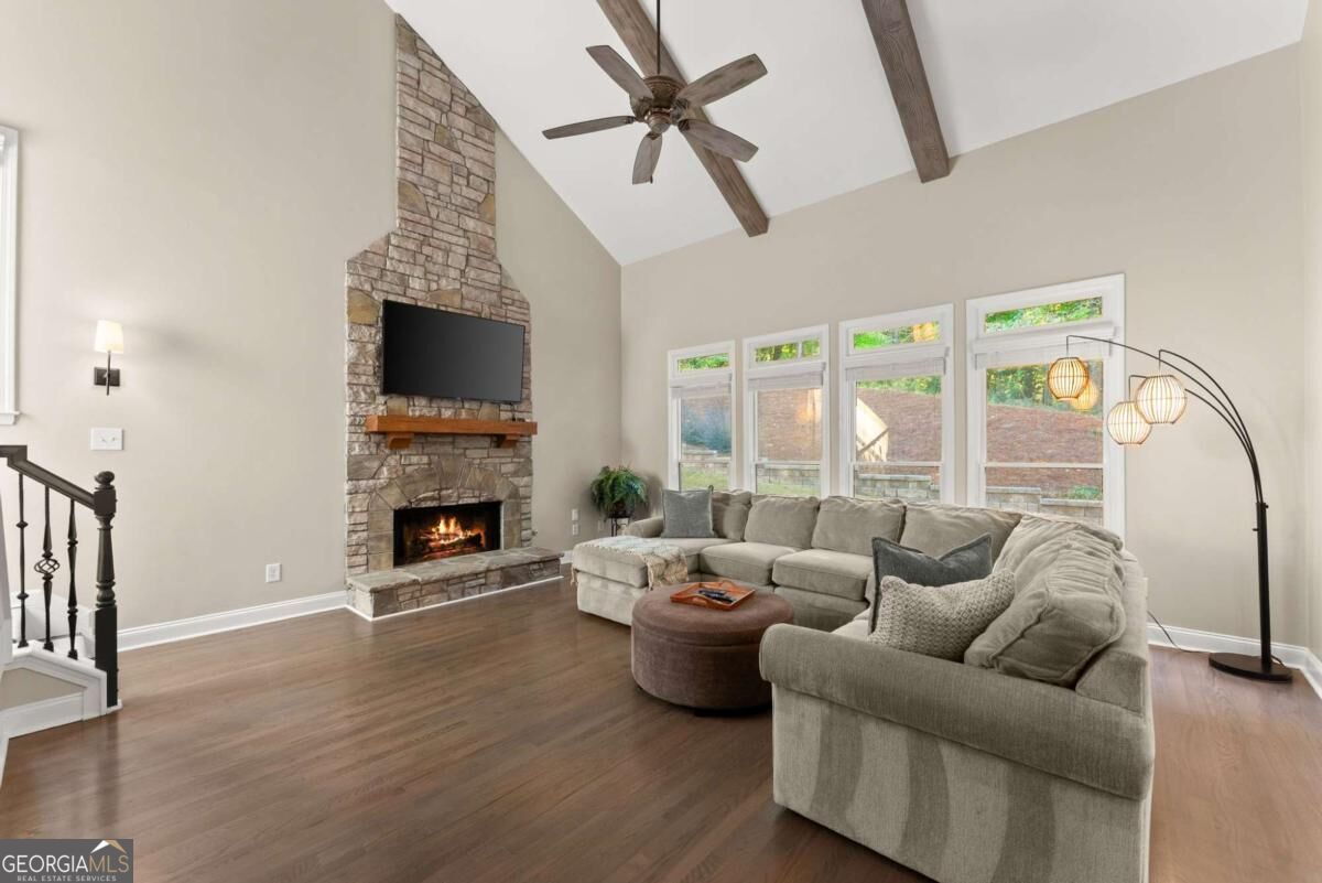 4030 Northridge DR
