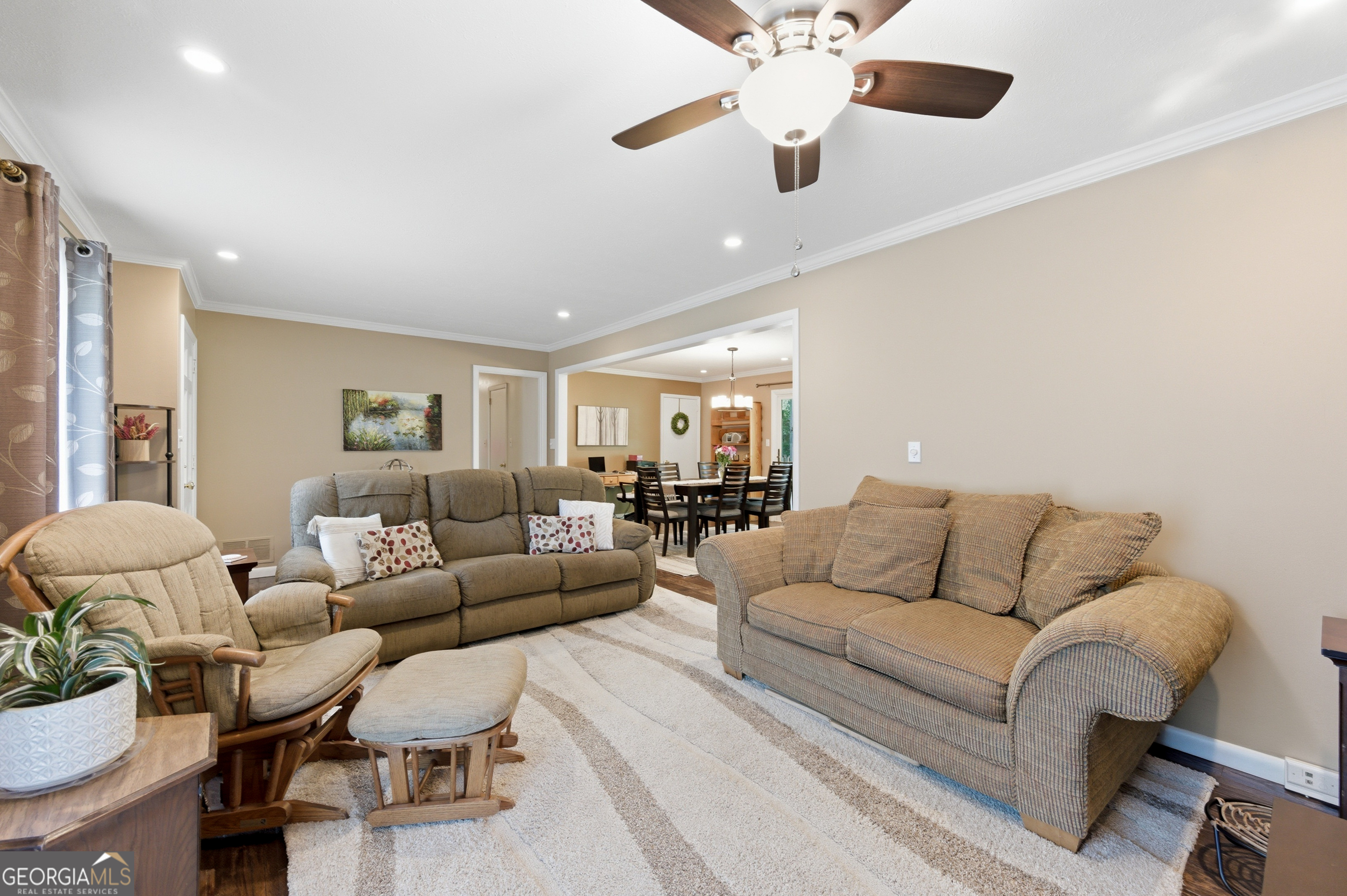 2196 Winding WAY