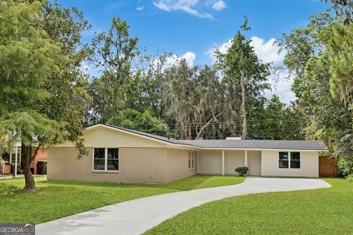605 Lee BLVD