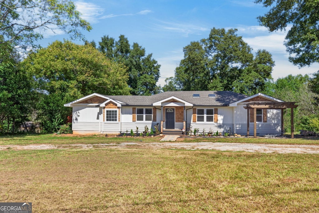 Photo of 813 Tyus Road, Bowdon, GA 30108 (MLS # 10870897)