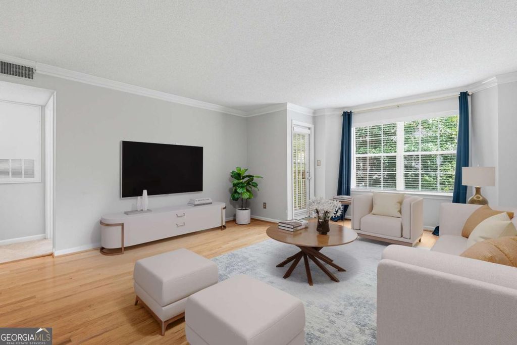 Photo of 2031 Chastain Park Court NE, Atlanta, GA 30342 (MLS # 10764507)