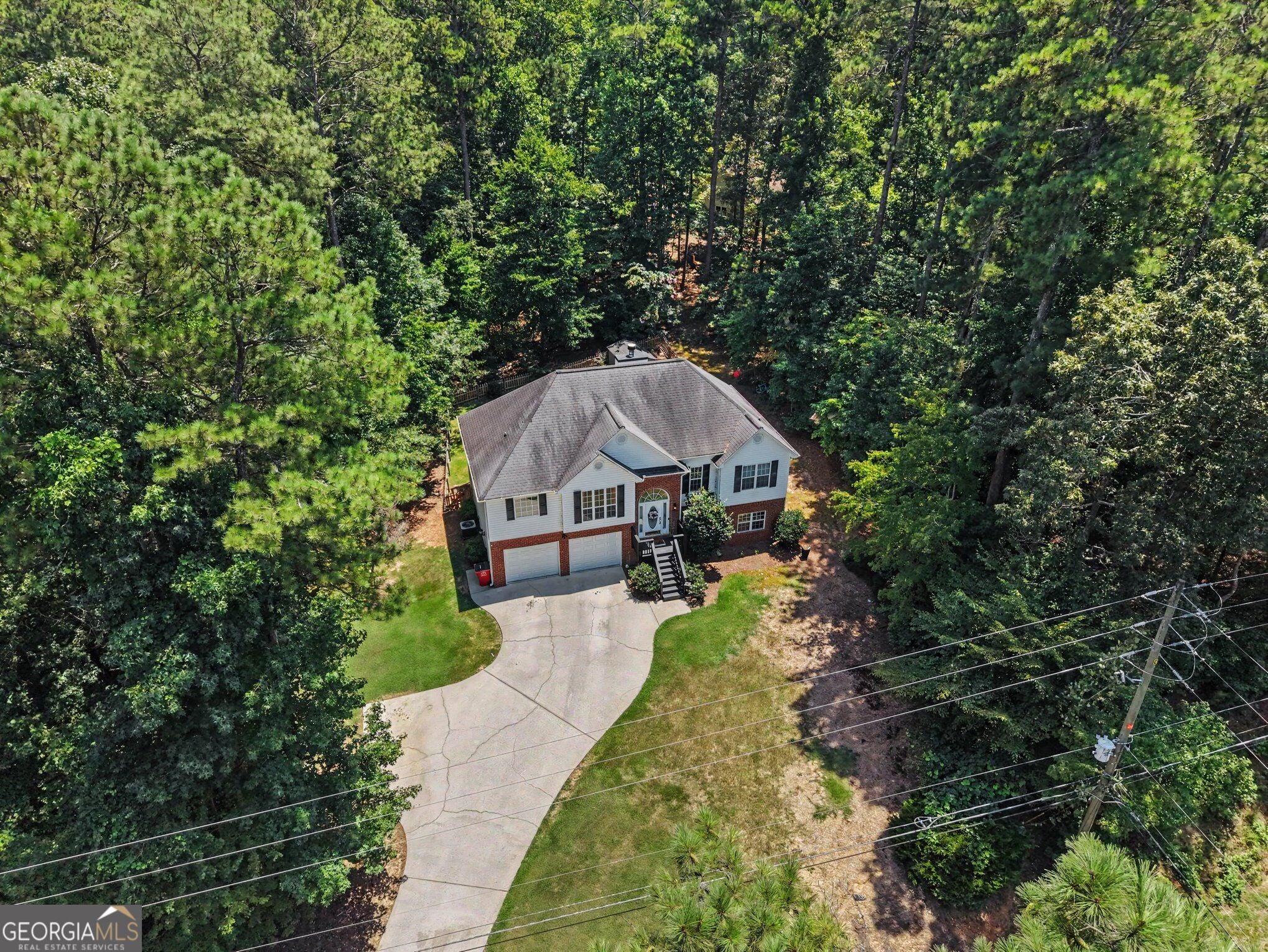 5220 Woodmont Dr