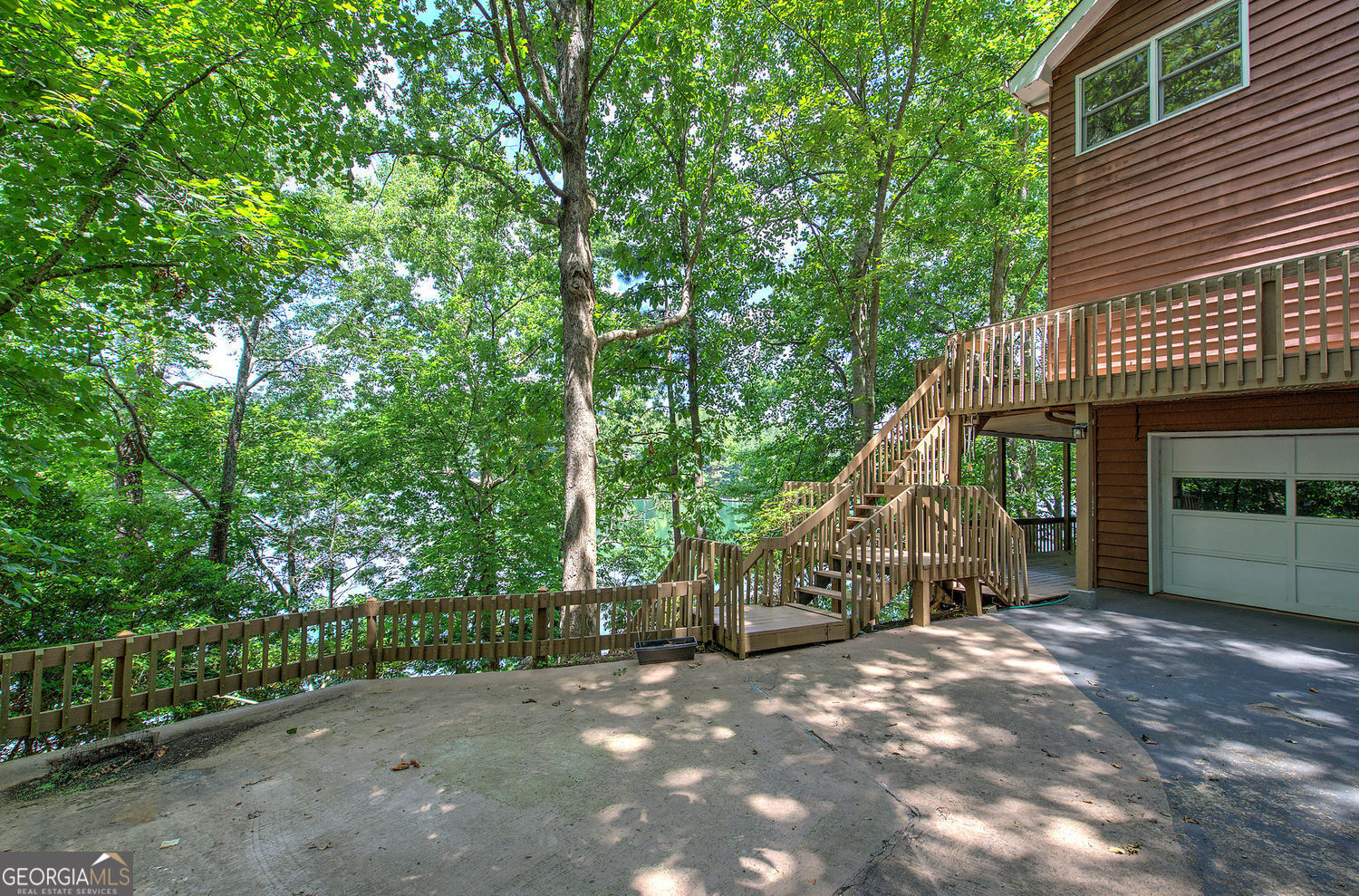 Waleska, Georgia 30183, United States, 3 Bedrooms Bedrooms, ,4 BathroomsBathrooms,Residential,Active,174908