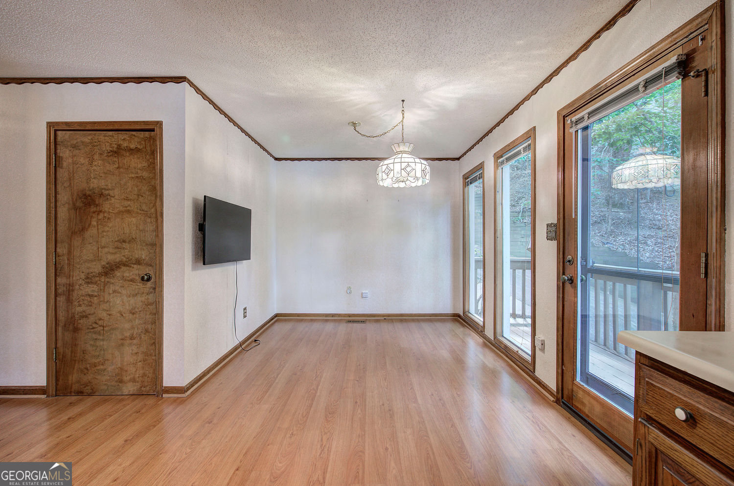 Waleska, Georgia 30183, United States, 3 Bedrooms Bedrooms, ,4 BathroomsBathrooms,Residential,Active,174908