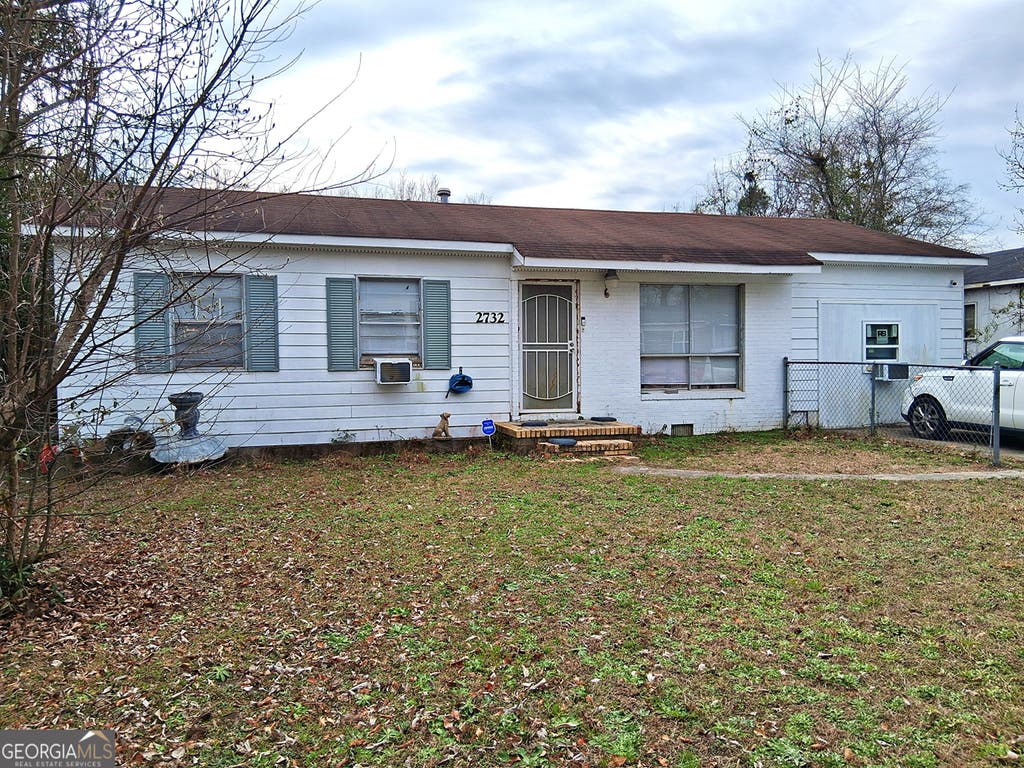Photo of 2732 Village Green Lane, Macon, GA 31206 (MLS # 10826963)