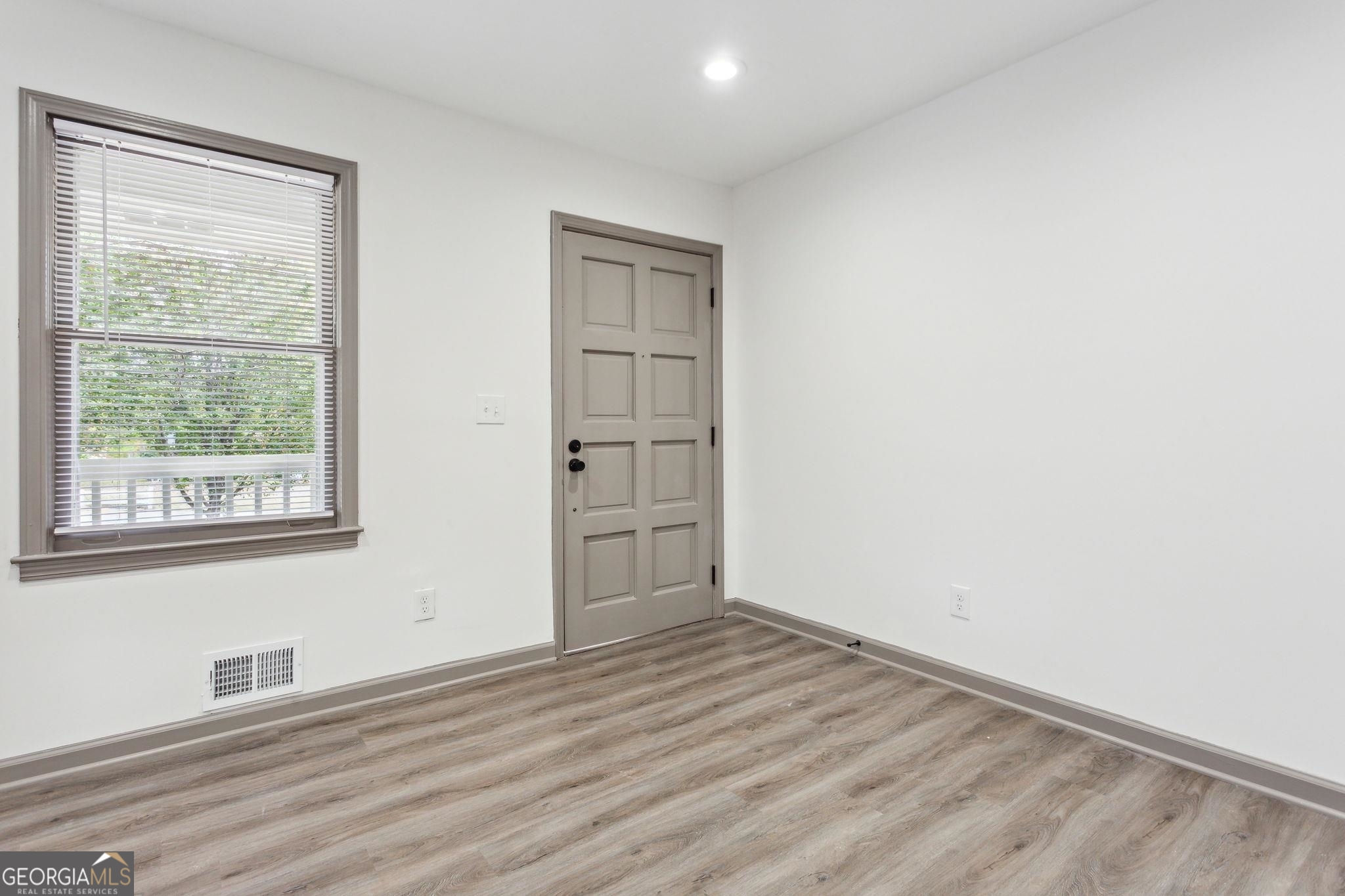 Thompson Terrace - Residential