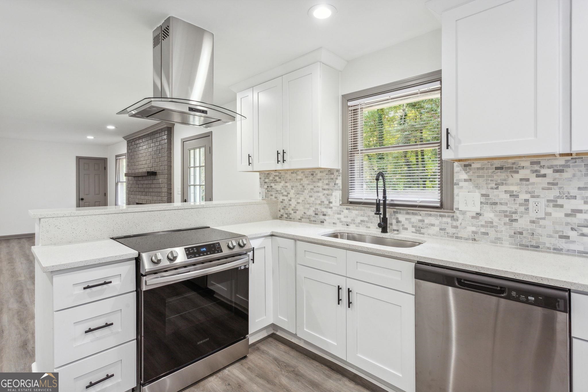 Thompson Terrace - Residential