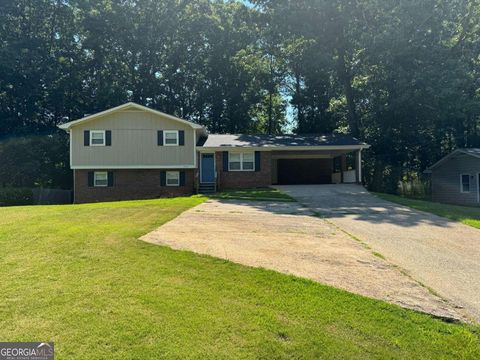 A home in Douglasville