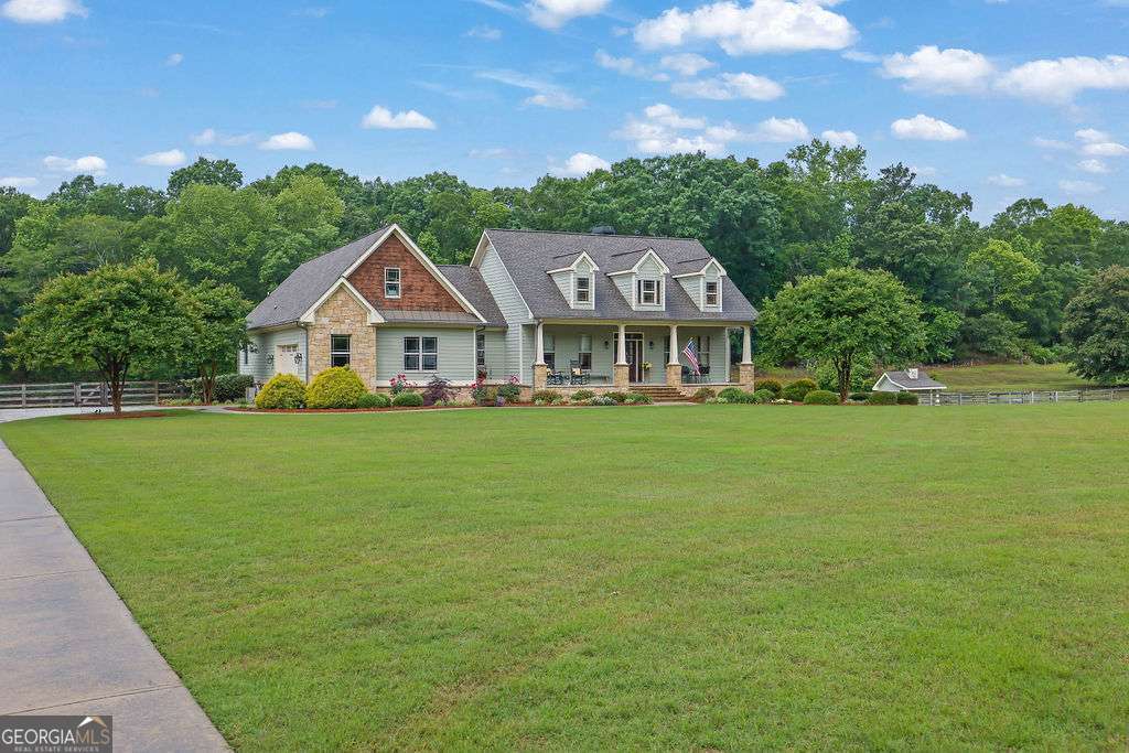 2215 Mount Paran Church RD