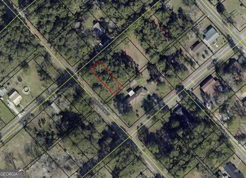 1303 Vernon ST Waycross GA 31501