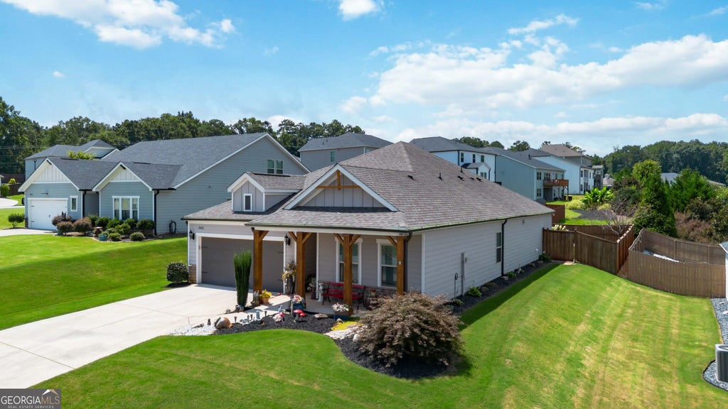 Photo of 3625 Summerpoint Crossing, Cumming, GA 30028 (MLS # 10826884)