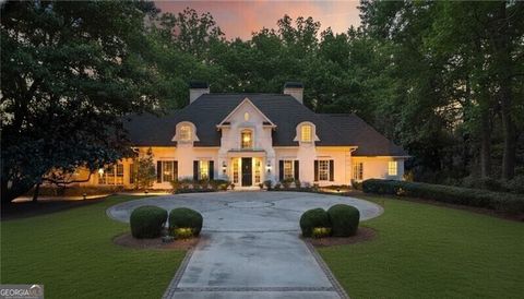 Photo of 3460 Paces Valley Road NW, Atlanta, GA 30327 (MLS # 10765403)