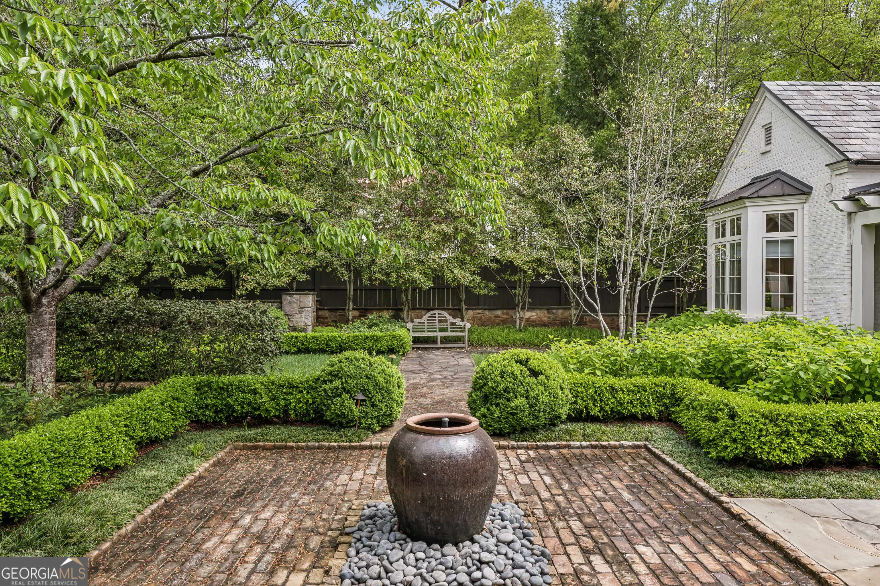 Historic Brookhaven - Residential