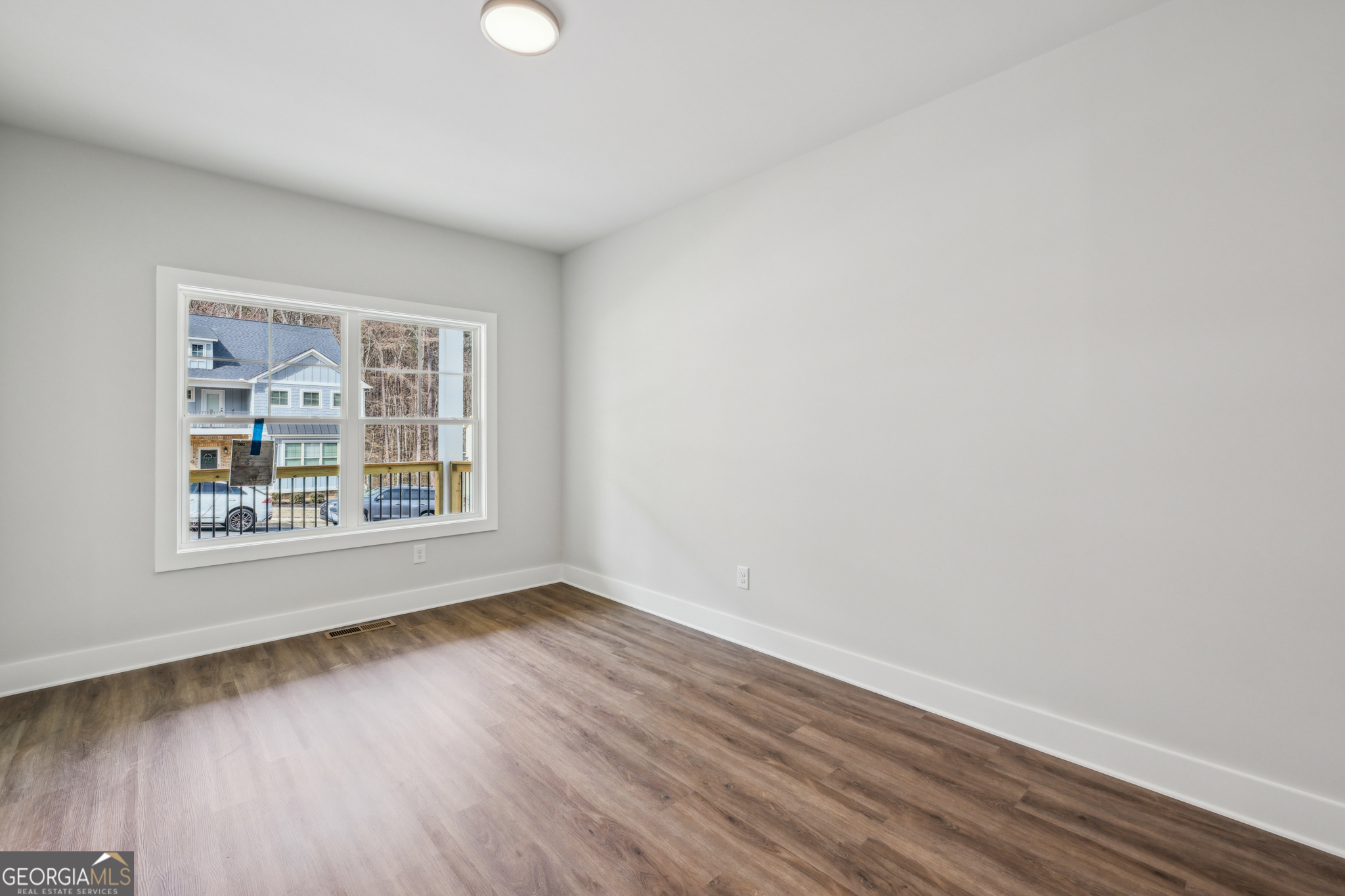 3111 Stonegate DR SW
