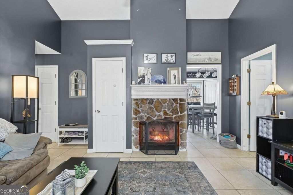 Photo of 18 Ridgeview Court SW, Cartersville, GA 30120 (MLS # 10680897)