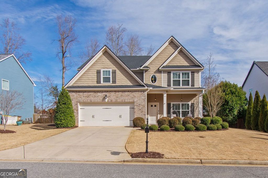 Photo of 6020 Vista Crossing Way, Cumming, GA 30028 (MLS # 10672374)