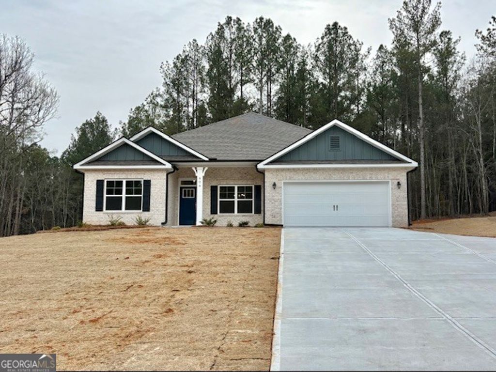 Photo of 808 Eagle Heights Drive, Maysville, GA 30558 (MLS # 10696178)