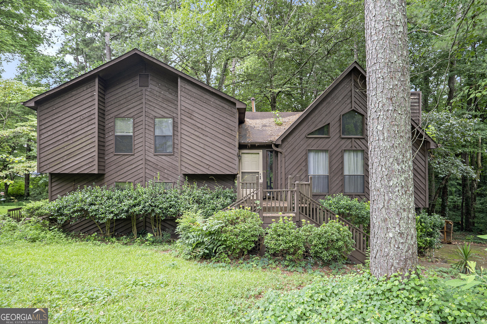 Remodeler's Dream in Prime Acworth Location! Bring your vision to life with this charming 3-bedroom, 2.5-bath home, ideally situated on a quiet street just minutes from downtown Acworth, Lake Allatoona, and top-rated schools. This spacious property offers incredible potential with a flexible floor plan, generous living spaces, and great bones - just waiting for your personal touch! Whether you're an investor, DIY enthusiast, or buyer looking to create your dream home, this is an unbeatable opportunity. Enjoy a large backyard perfect for entertaining, a two-car garage, and a cozy fireplace for added charm. No HOA and tons of upside make this a smart move in a growing area. Don't miss your chance to own a piece of Acworth at an amazing value. Schedule your showing today and imagine the possibilities!