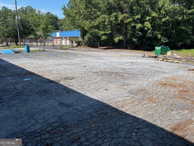 1512 Commercial CT