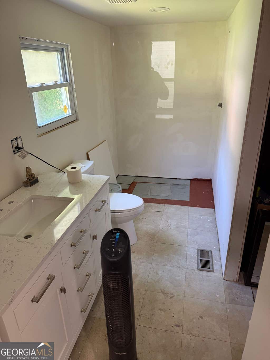 Photo of 185 Smyrna Street SE, Acworth, GA 30101 (MLS # 10834760)