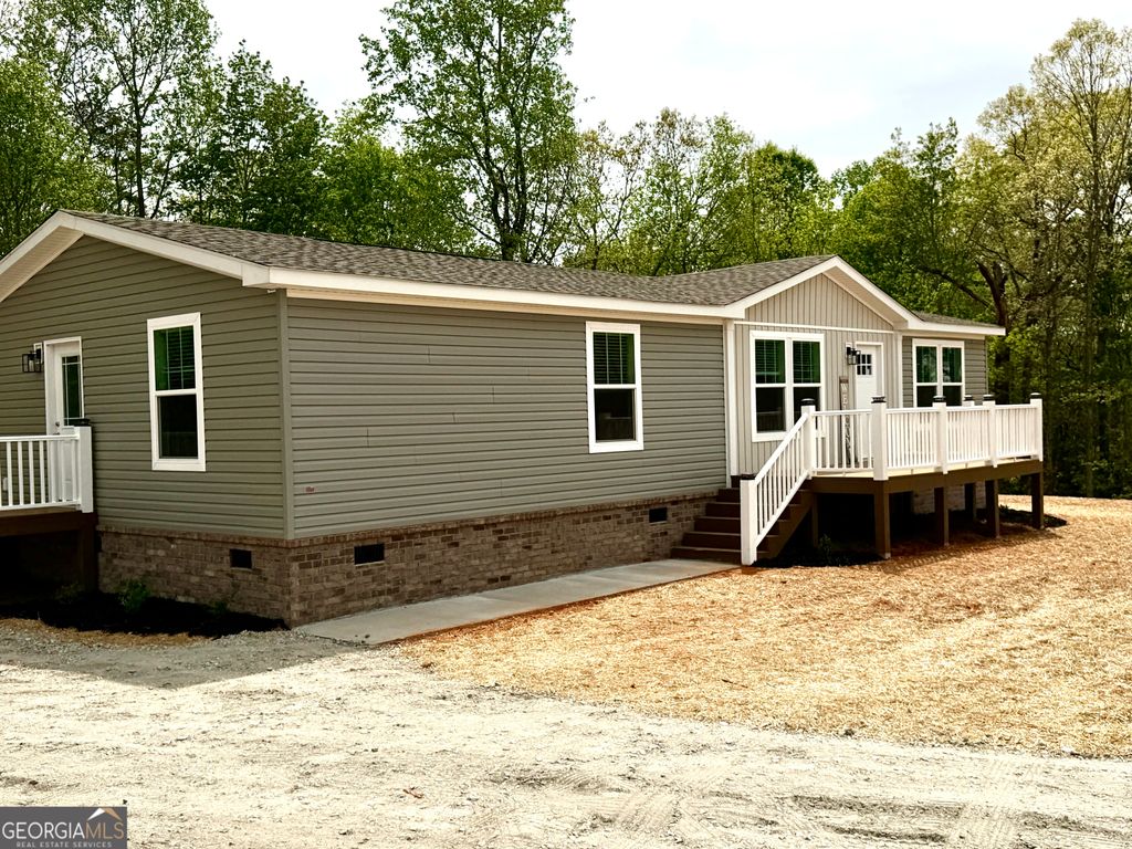 Photo of 2820 Hollywood Church RD, Clarkesville, GA 30523 (MLS # 10731414)