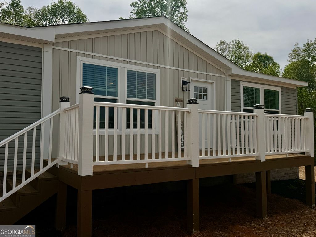 Photo of 2820 Hollywood Church RD, Clarkesville, GA 30523 (MLS # 10731414)