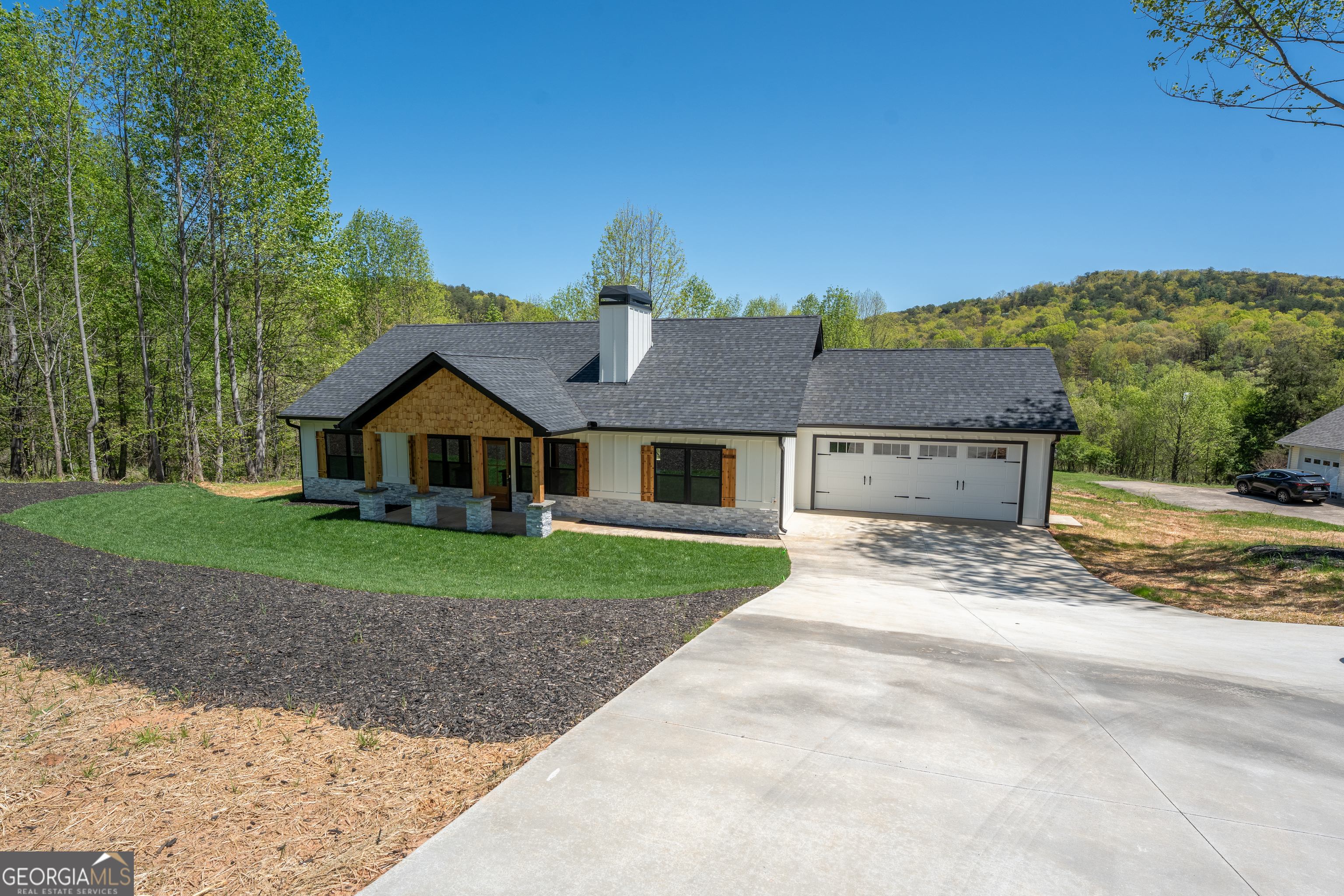 Cleveland, Georgia 30528, United States, 3 Bedrooms Bedrooms, ,2 BathroomsBathrooms,Residential,Active,88611