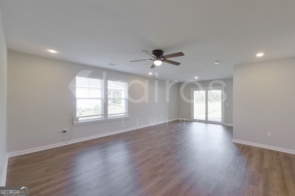 Photo of 122 Cottage Grove Road, Brunswick, GA 31525 (MLS # 10762387)