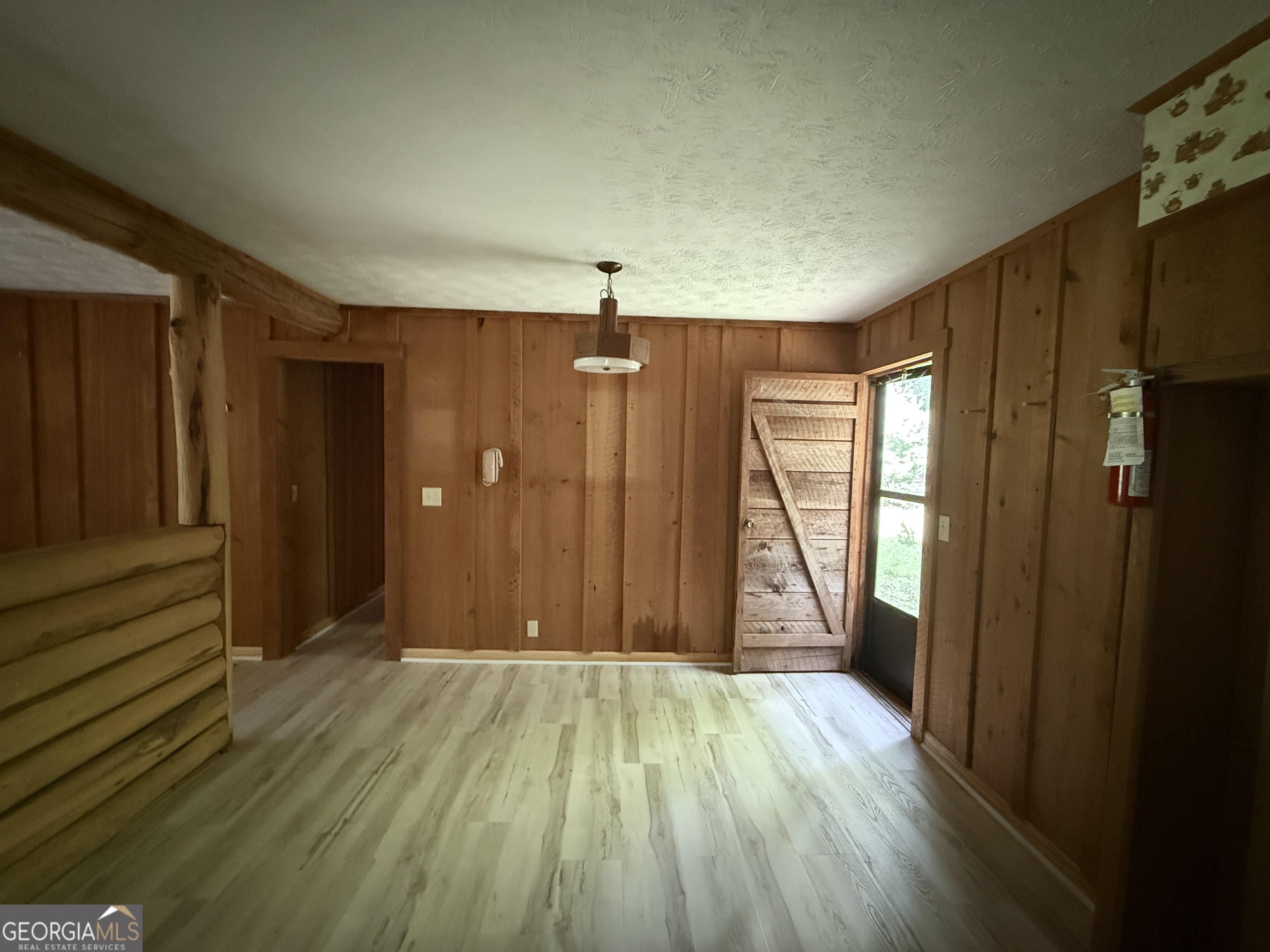 23 Briar Cove LN