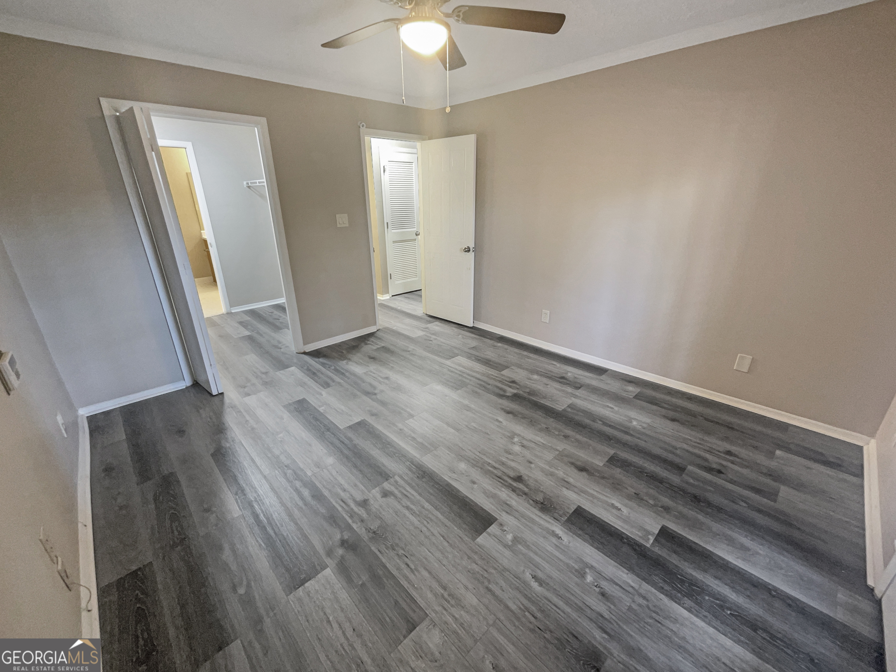 501 Country Park DR SE