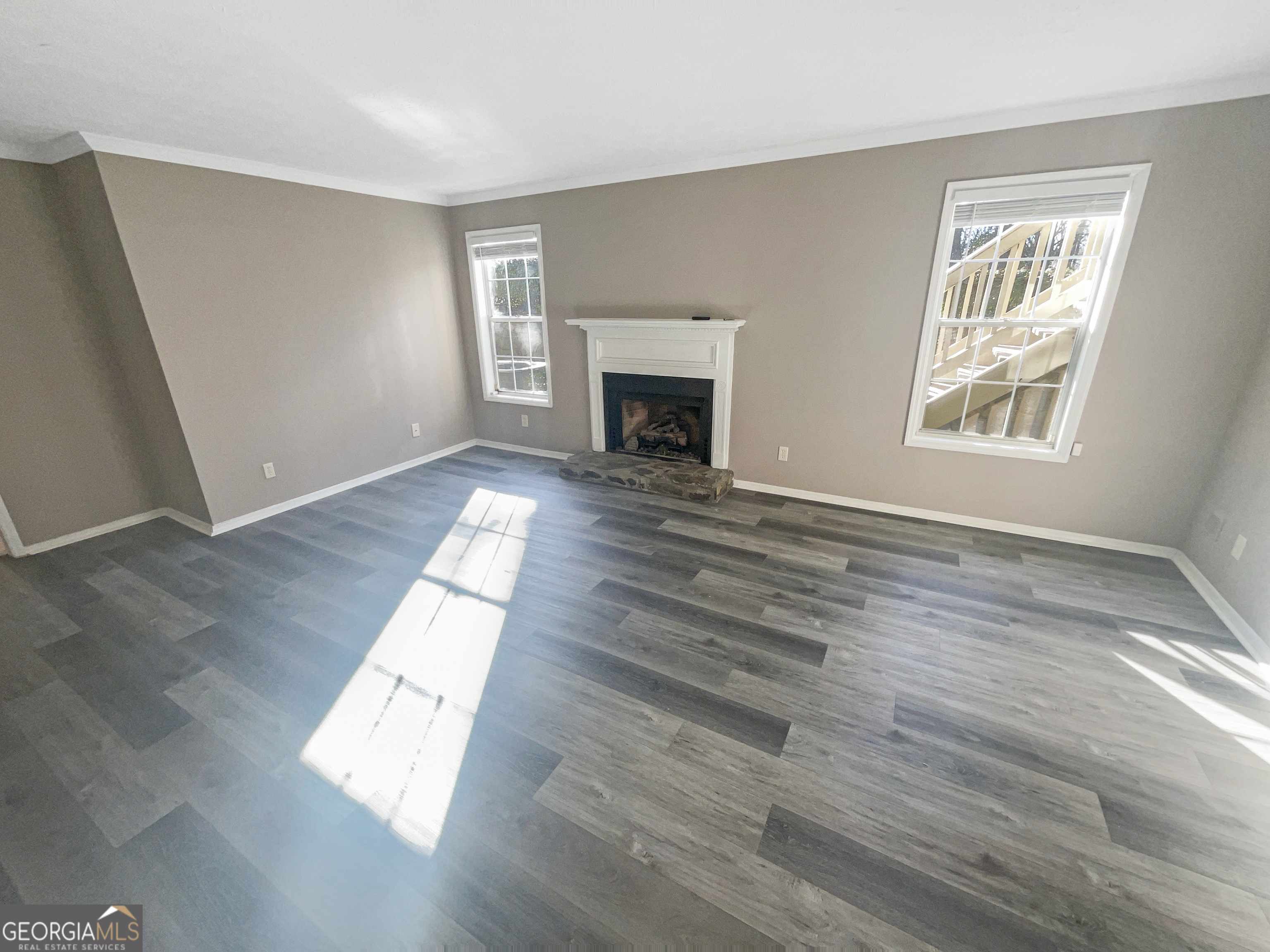 501 Country Park DR SE