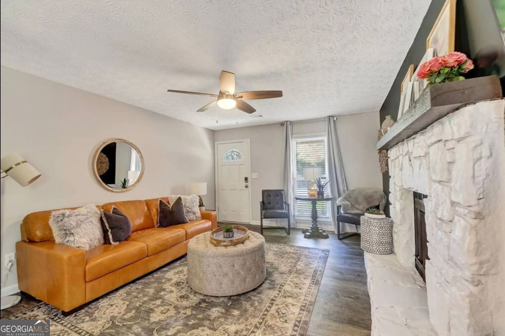 Photo of 160 Booth Road SW #APT A, Marietta, GA 30008 (MLS # 10657658)