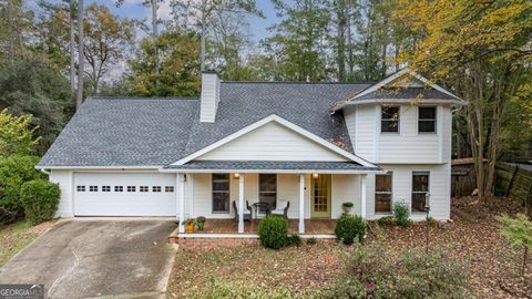 Photo of 515 Forest Place, Roswell, GA 30076 (MLS # 10635506)