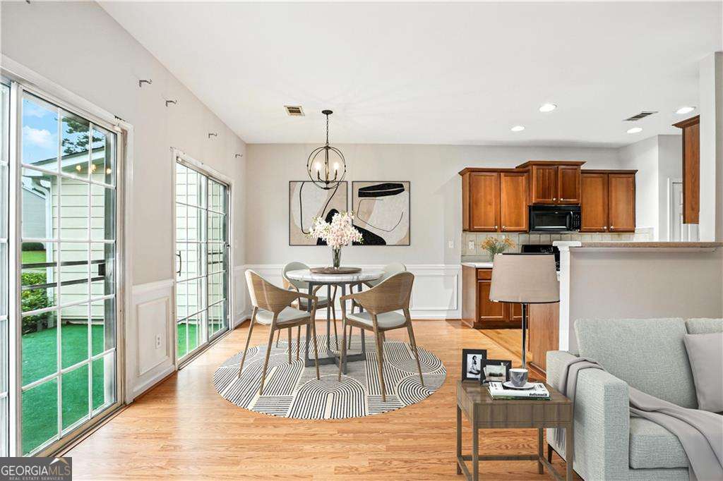 2263 Leicester WAY SE