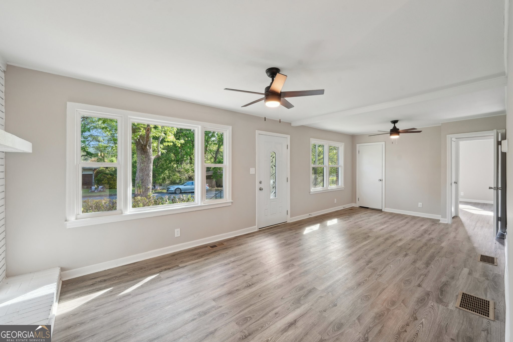 Rockin Hill Manor - Residential