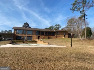 185 E Lakeview DR NE