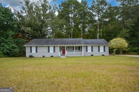 Photo of 2895 FAIRVIEW Road, Covington, GA 30016 (MLS # 10657947)