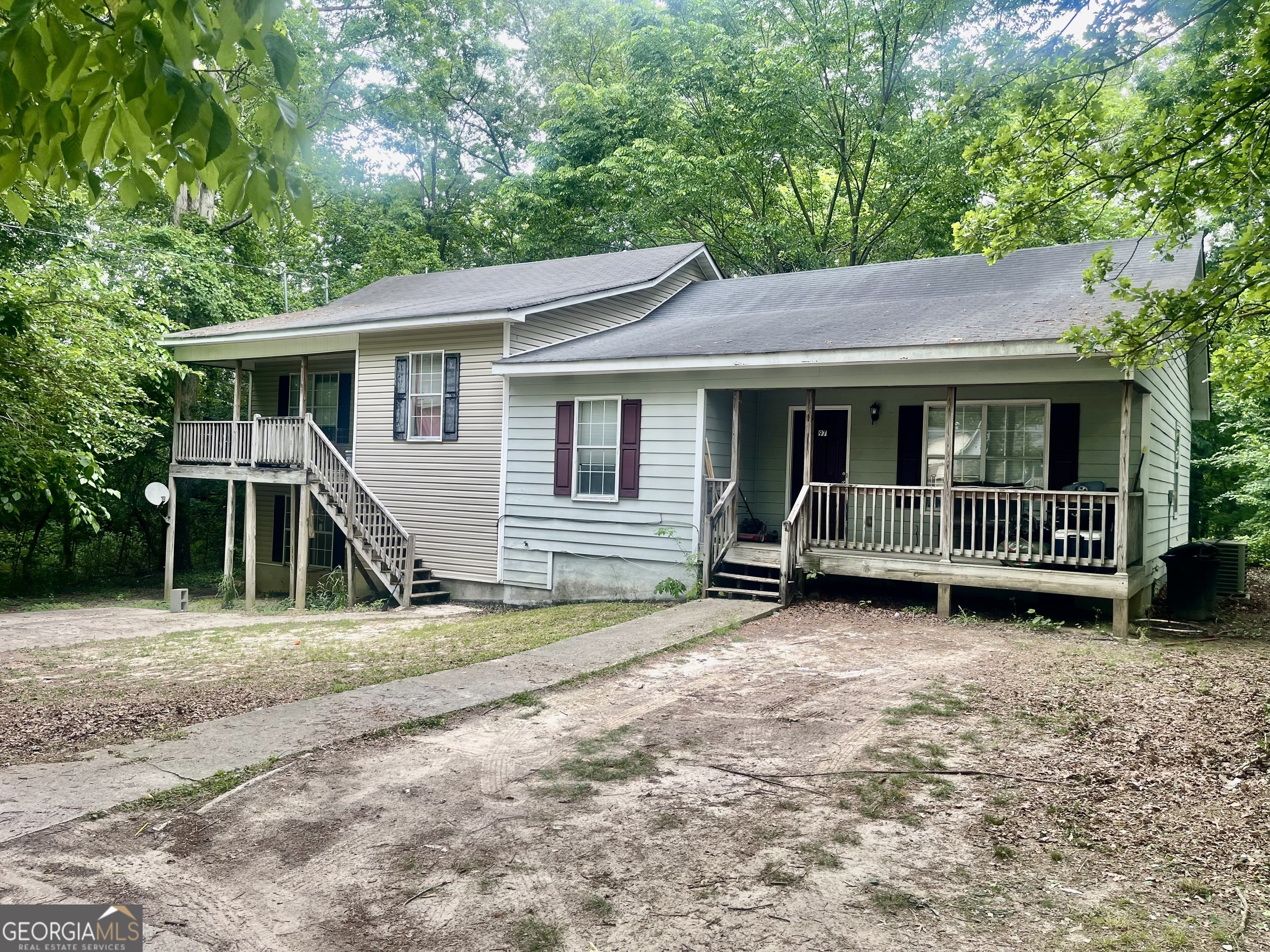 Awesome Duplex, Unit 97 has 2 bedrooms and 2 bath, Family room and open kitchen. Under lease until 3/31/2026. Unit 99 has 2 bedrooms and 2 bath, family room and open kitchen, plus 800+ unfinished basement. Will be month to month as of 5/1/2025.