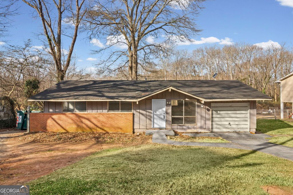 Photo of 6553 Port A Prince Drive, Forest Park, GA 30297 (MLS # 10724083)