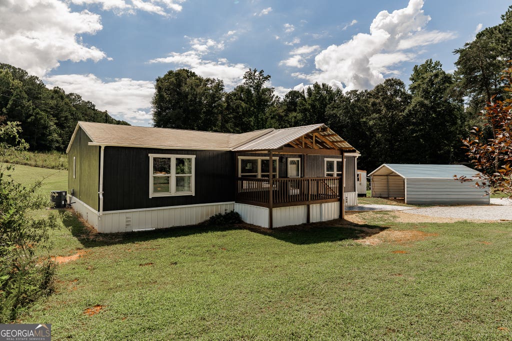 Photo of 1637 Young Harris Road, Danielsville, GA 30633 (MLS # 10819526)