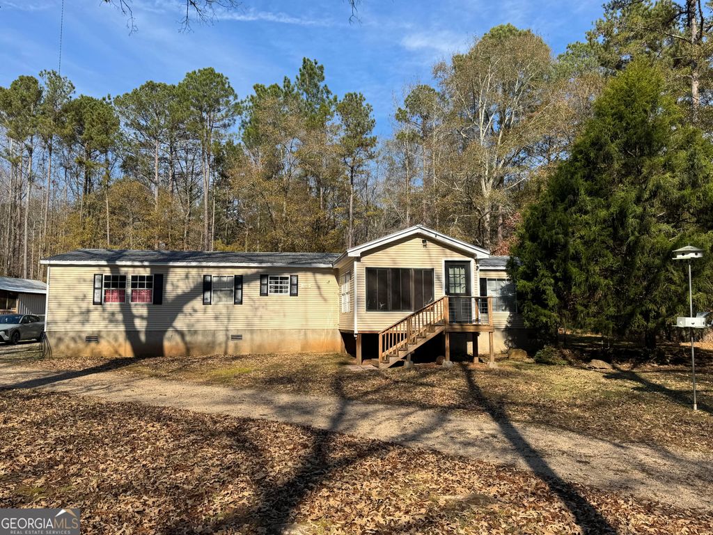 Photo of 100 Lakeview Drive, Colbert, GA 30628 (MLS # 10648875)