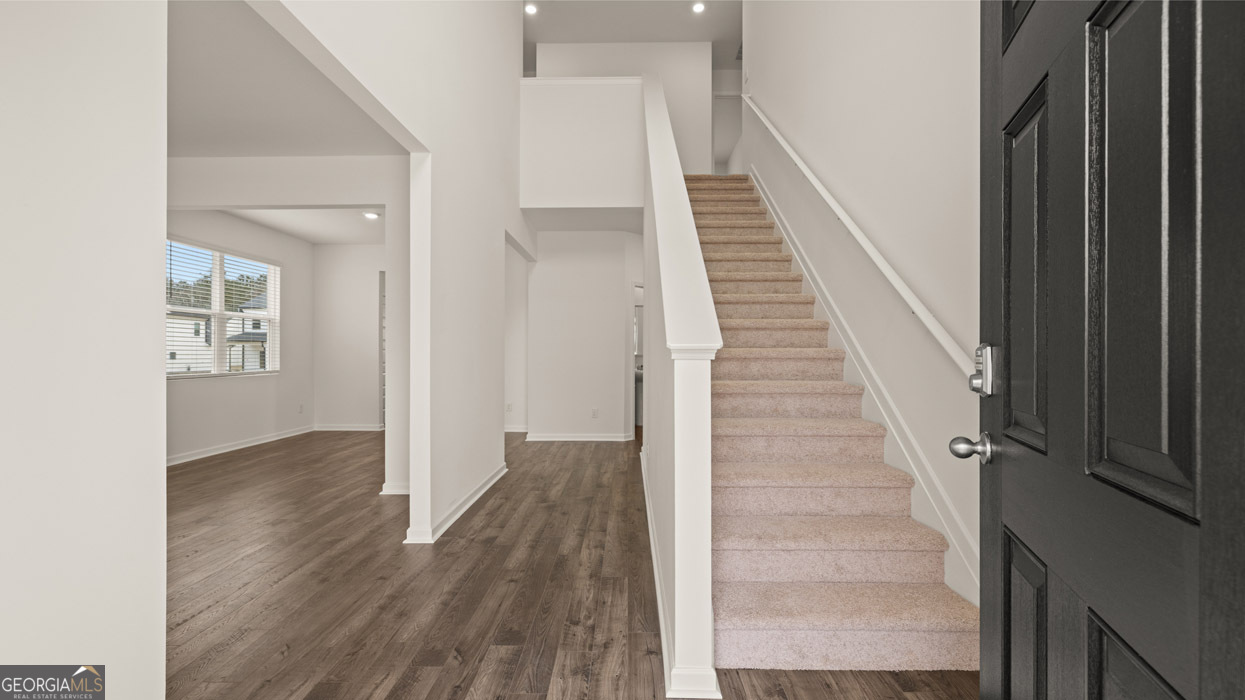 318 Abbott RD