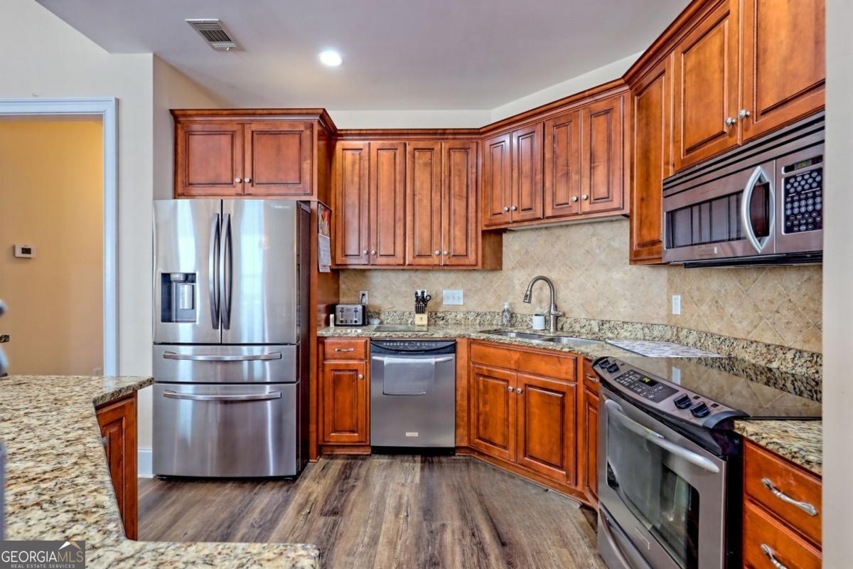 117 Village Green WAY