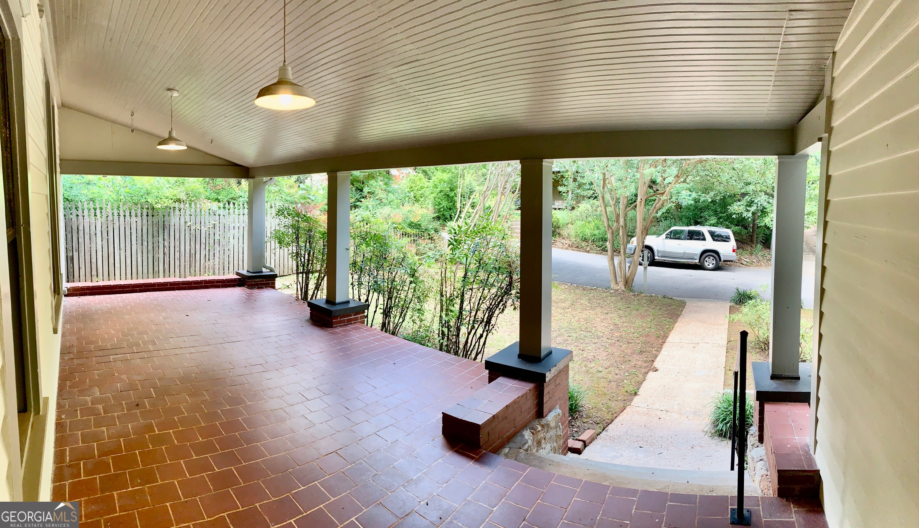 279 Yonah AVE