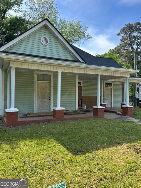 Photo of 303 Grady Avenue NE, Rome, GA 30161 (MLS # 10735942)