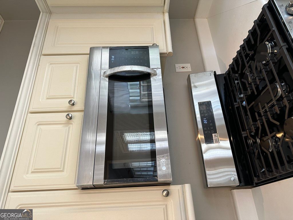 Silver Ridge - Residential Lease