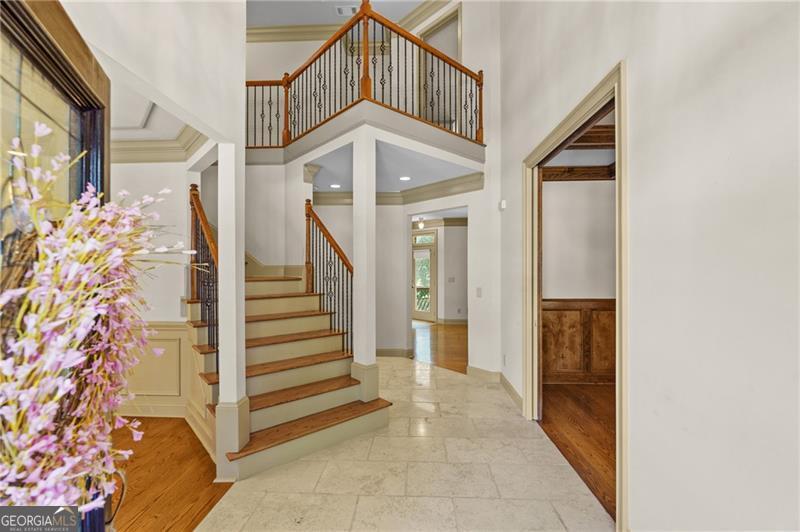 306 Vinings WALK NW